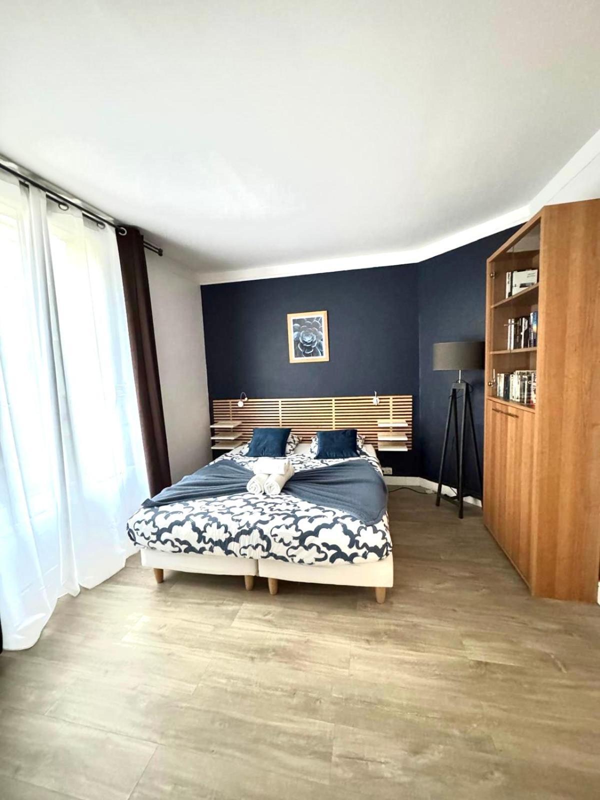 Appartamento L'Escapade Parisienne Maisons-Alfort Esterno foto