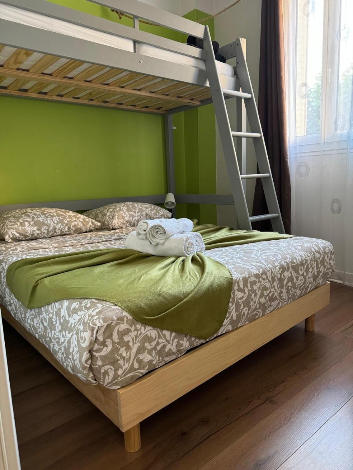 Appartamento L'Escapade Parisienne Maisons-Alfort Esterno foto