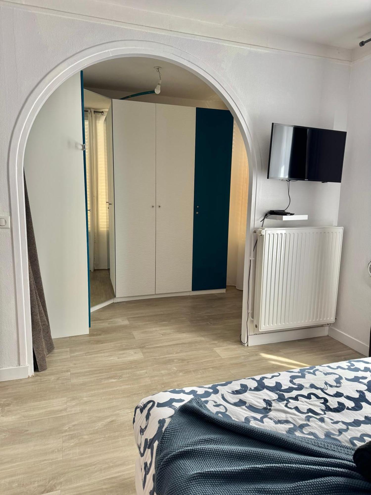 Appartamento L'Escapade Parisienne Maisons-Alfort Esterno foto